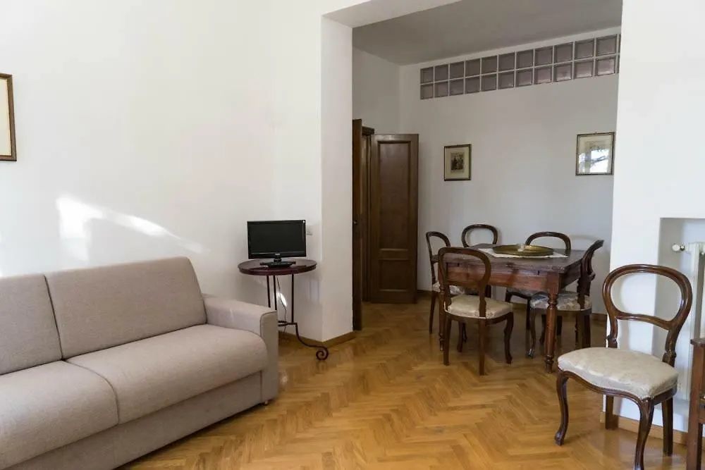 Garden House Apartment Siena 0*,  Italy